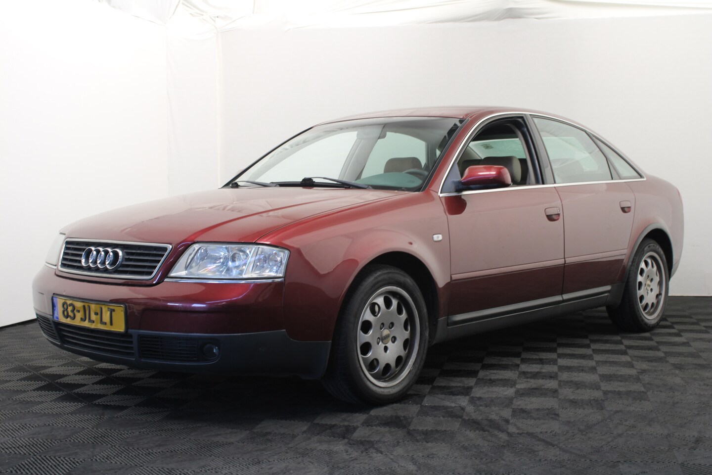 Audi A6 Limousine - 2.4 advance - AutoWereld.nl