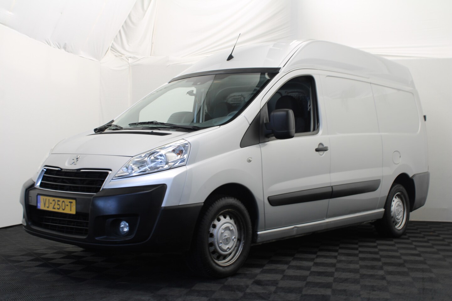 Peugeot Expert - 229 2.0 HDI L2H2 |Airco|Cruise|Navi| - AutoWereld.nl