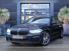 BMW 5-serie Touring - 530e M Sport High Executive 293pk Panoramadak/Stoelverwarming/Camera