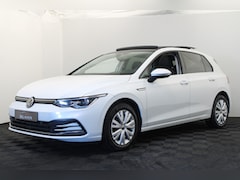 Volkswagen Golf - 1.5 TSI Style |Pano|Navi|Alcantara|