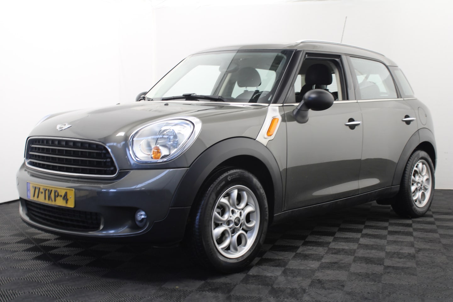 MINI Countryman - 1.6 One D Business Line Mini 1.6 One D Business Line - AutoWereld.nl