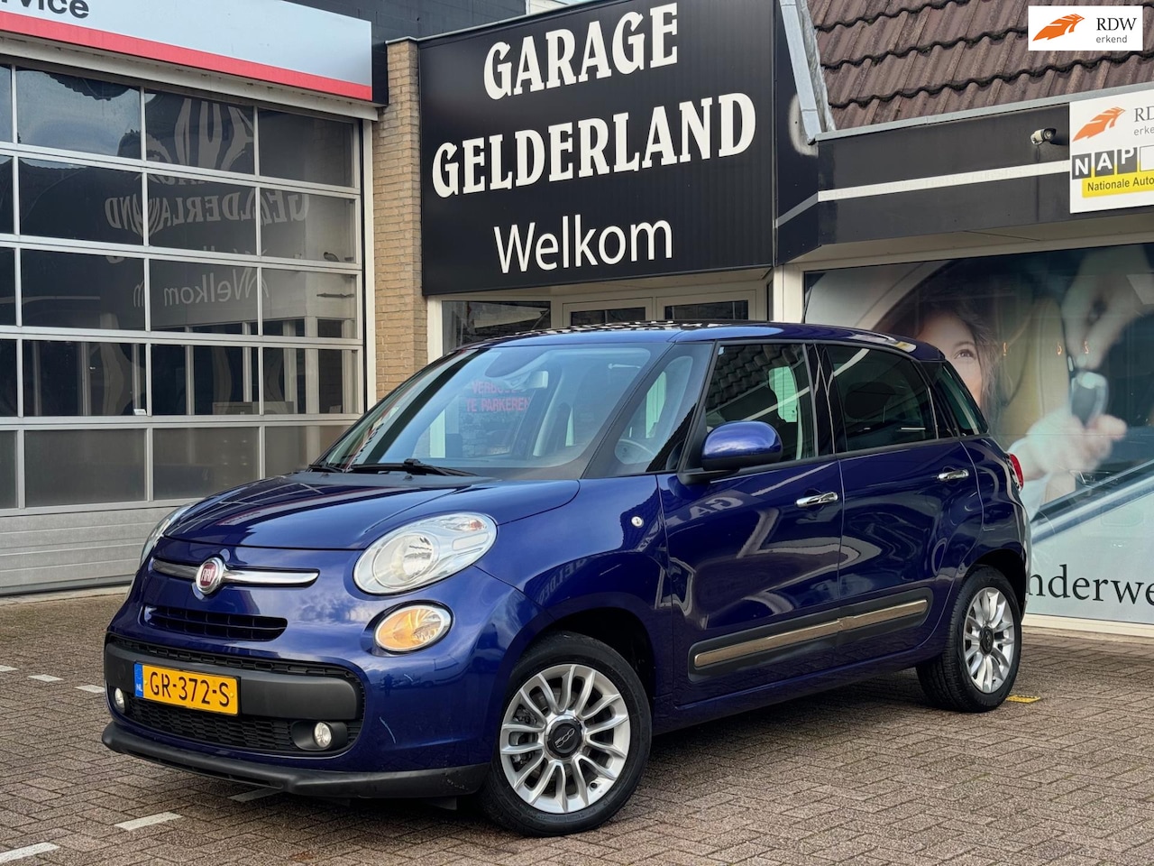 Fiat 500 L - Lounge | Navi | Cruise | Climate | Trekhaak | Isofix | Pdc | Full-option's! - AutoWereld.nl