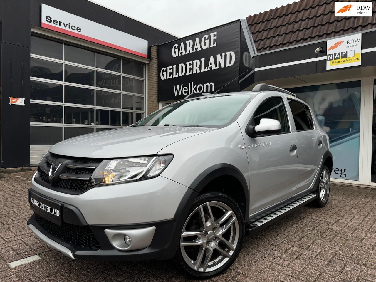 Dacia Sandero Stepway - TCe Tour | Navi | Cruise | Climate | Pdc | Isofix | Full-Option's! - AutoWereld.nl