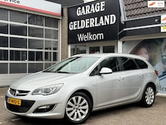 Opel Astra Sports Tourer - 1.7 CDTi S/S Cosmo | Volleder | Xenon | Navi | Camera | Full-Led | Cruise | Trekhaak | Cli