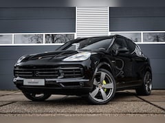 Porsche Cayenne - 3.0 E-Hybrid Panorama dak |22" |Led-matrix | Sfeerverlichting |Luchtvering | ACC |Sport Ch