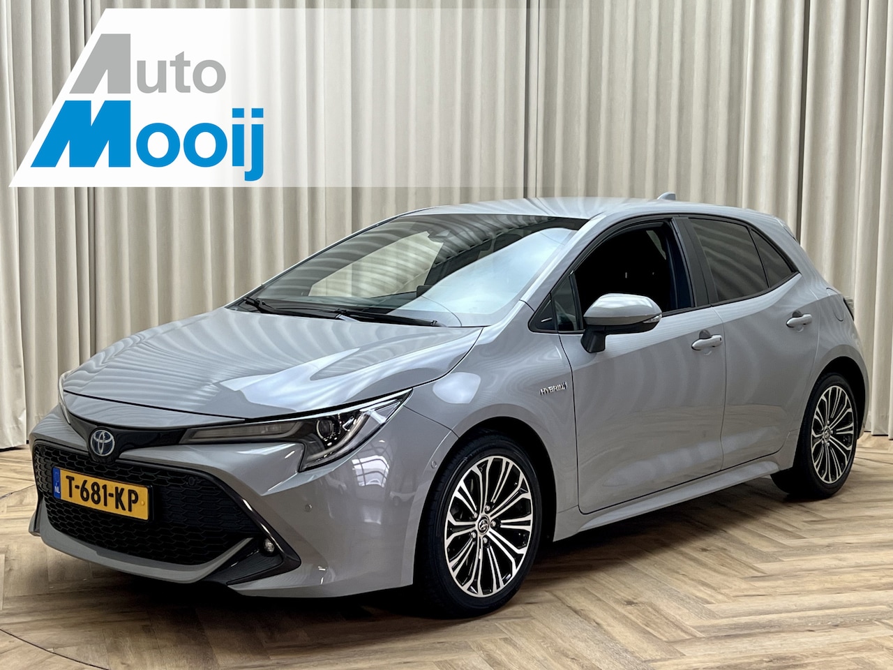 Toyota Corolla - 2.0 Hybrid Style Navigatie / Camera / ECC Clima / Stoel & Stuurverwarming / Adaptive Cruis - AutoWereld.nl