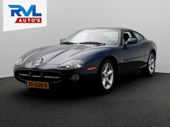 Jaguar XK8 - 4.0 V8 Coupé Youngtimer Leder Climate-control Cruise