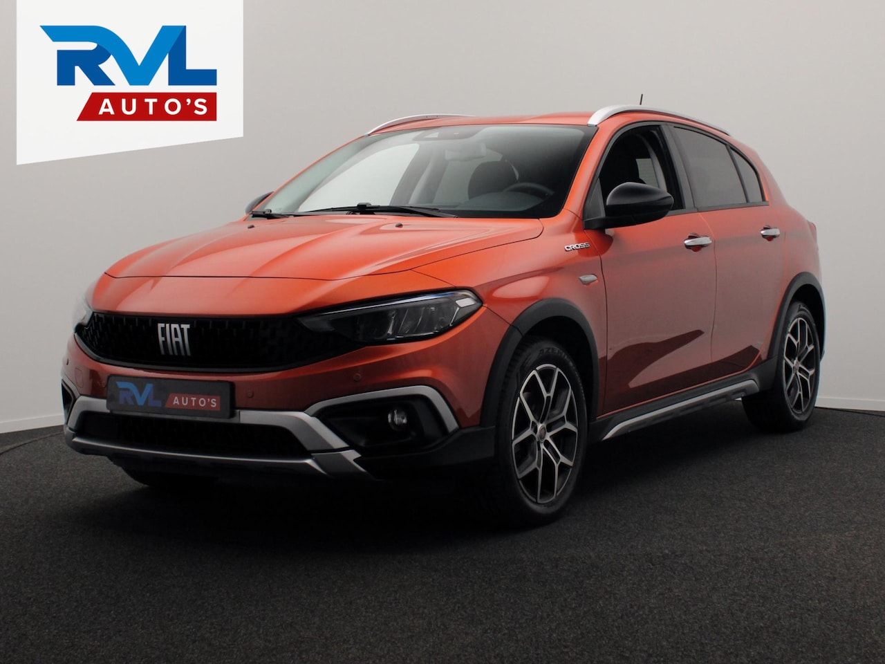 Fiat Tipo Cross - 1.0 Life Carplay Adaptive-cruise Climate control Camera - AutoWereld.nl