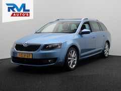 Skoda Octavia Combi - 1.8 TSI Greentech Ambition Automaat Adaptive-cruise Panorama Trekhaak