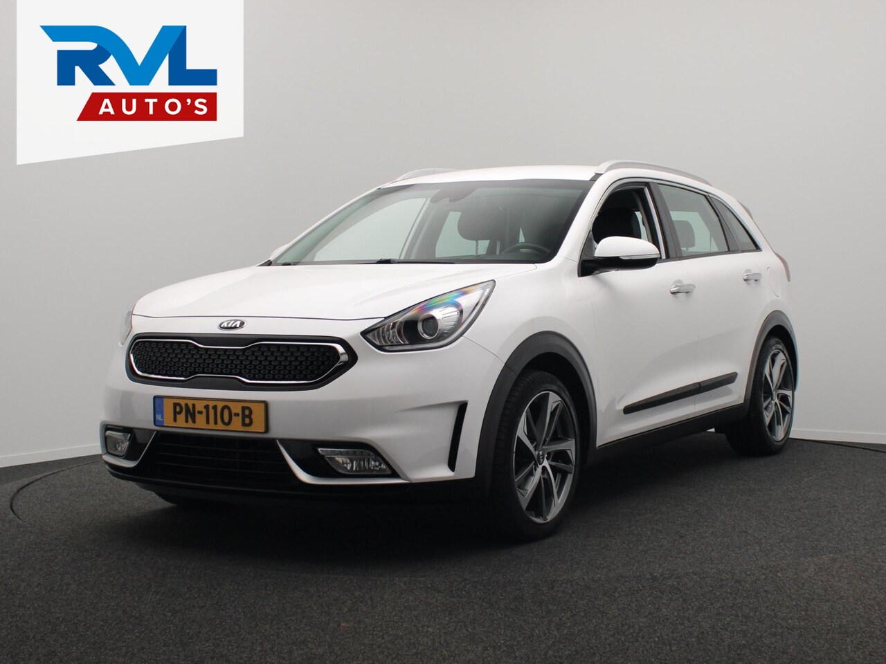 Kia Niro - 1.6 GDi Hybrid DynamicLine Trekhaak Navigatie Leder Camera Origineel NL - AutoWereld.nl