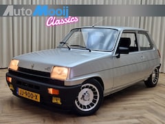 Renault 5 - 5 R5 Alpine Tribute / 5-Bak / LMV / 1984 / Verlaagd / Le Car / Oldskool Racer