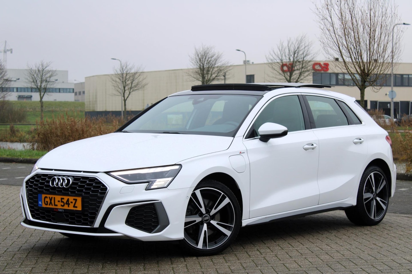 Audi A3 Sportback - 40 TFSI e S Line l Pano l Matrix l Carplay - AutoWereld.nl