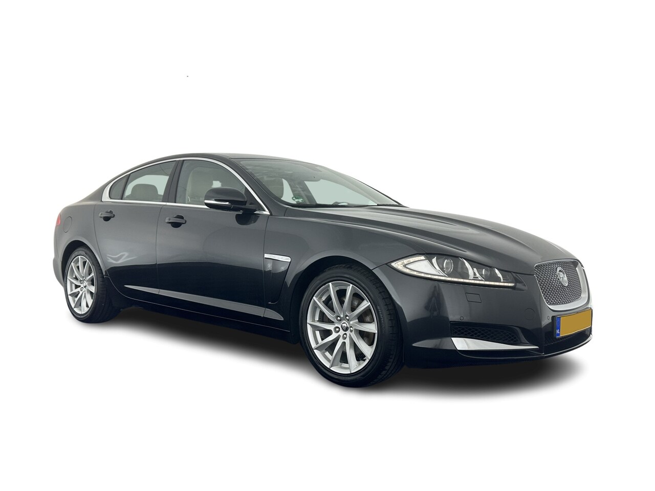 Jaguar XF - 3.0D Premium Business Edition Aut. *NAVI-FULLMAP | WINDSOR-VOLLEDER | XENON | KEYLESS | CA - AutoWereld.nl