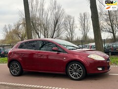 Fiat Bravo - 1.4 T-Jet Edizione Sport AUTOMAATCLIMAAPKKOOPJE