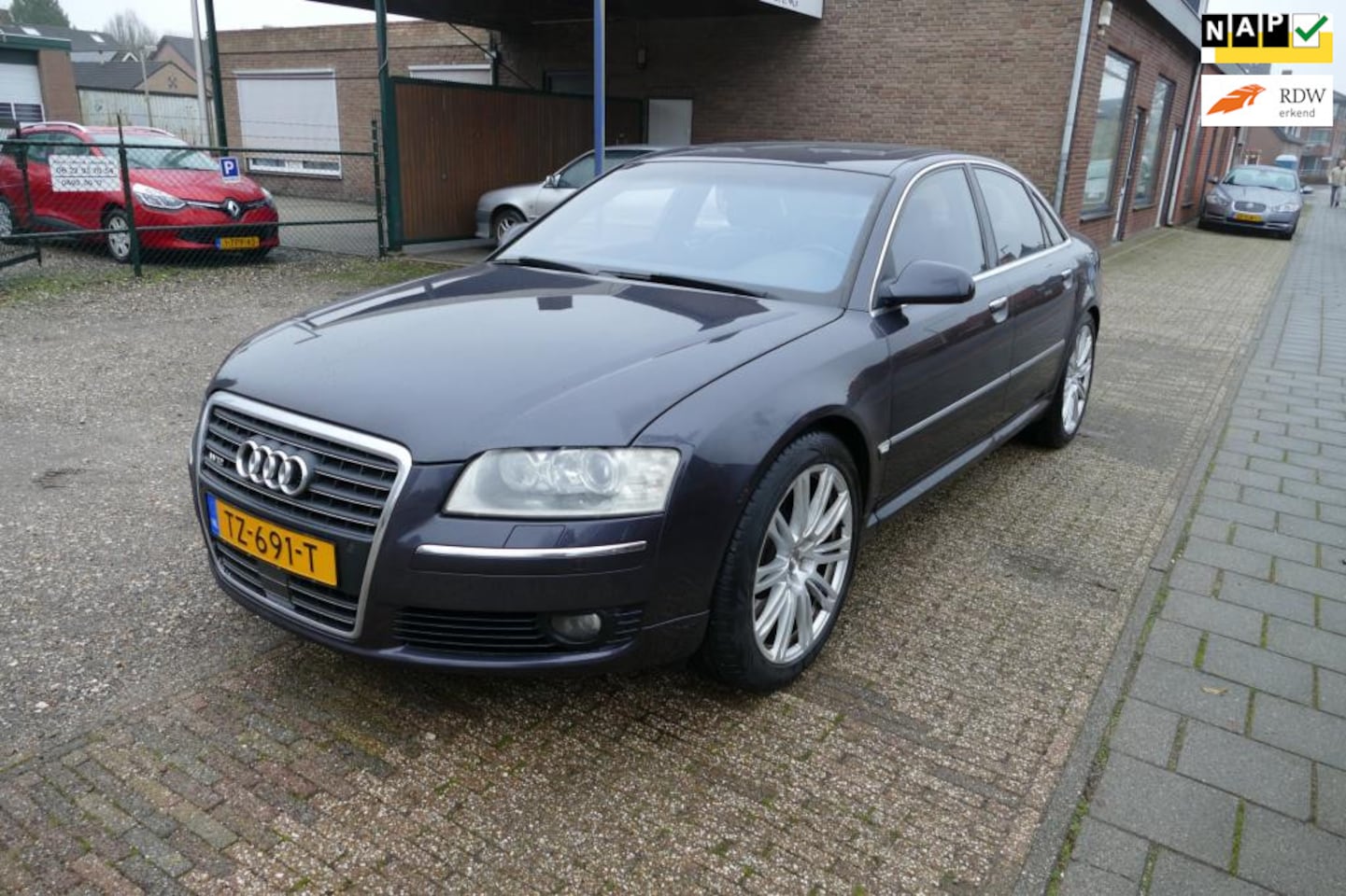 Audi A8 - 6.0 quattro Lang v-12 - AutoWereld.nl