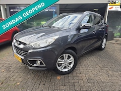 Hyundai ix35 - 2.0i Business Edition | 2E EIGENAAR | 12MND GARANTIE | CAMERA | NAVI | AIRCO |