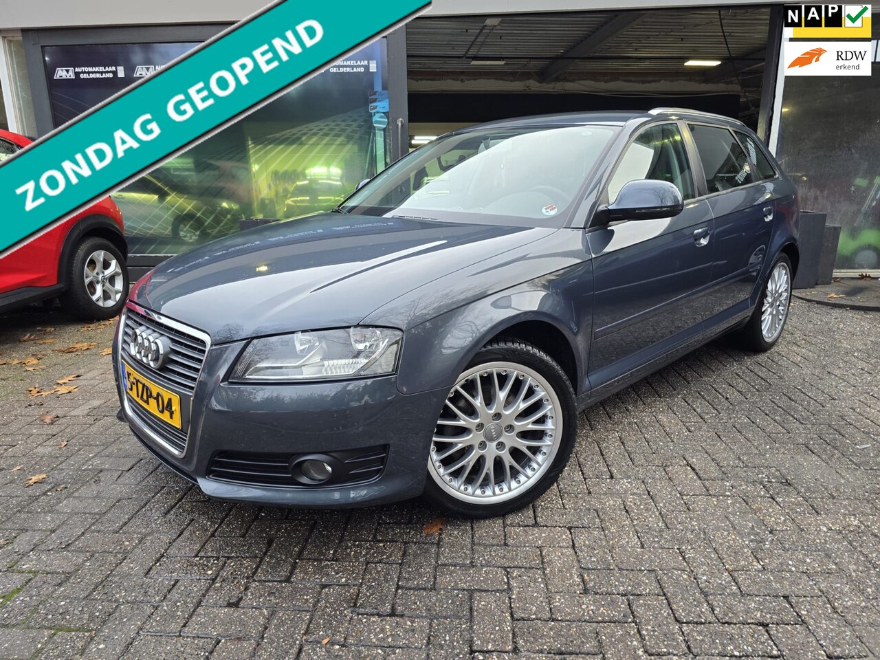 Audi A3 Sportback - 1.8 TFSI Attraction | 2E EIGENAAR | 12MND GARANTIE | 160PK | NAVI | LMV | - AutoWereld.nl