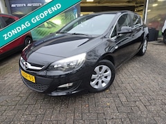 Opel Astra - 1.4 Turbo Business + | 1E EIGENAAR | 12MND GARANTIE | NAVI | AIRCO | CRUISE |