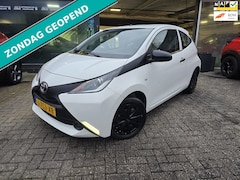 Toyota Aygo - 1.0 VVT-i x | NIEUWE APK | 12MND GARANTIE | AIRCO |