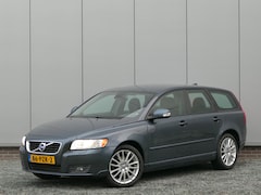 Volvo V50 - 2.0 Sport Xenon / High Perfomance Audio / Trekhaak / Stoelverwarming