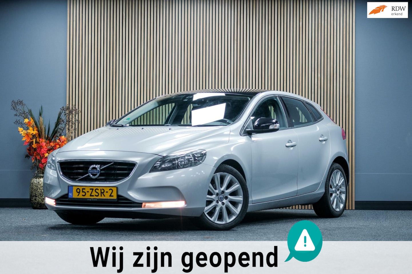 Volvo V40 - 1.6 D2 Kinetic 1.6 D2 Kinetic - AutoWereld.nl