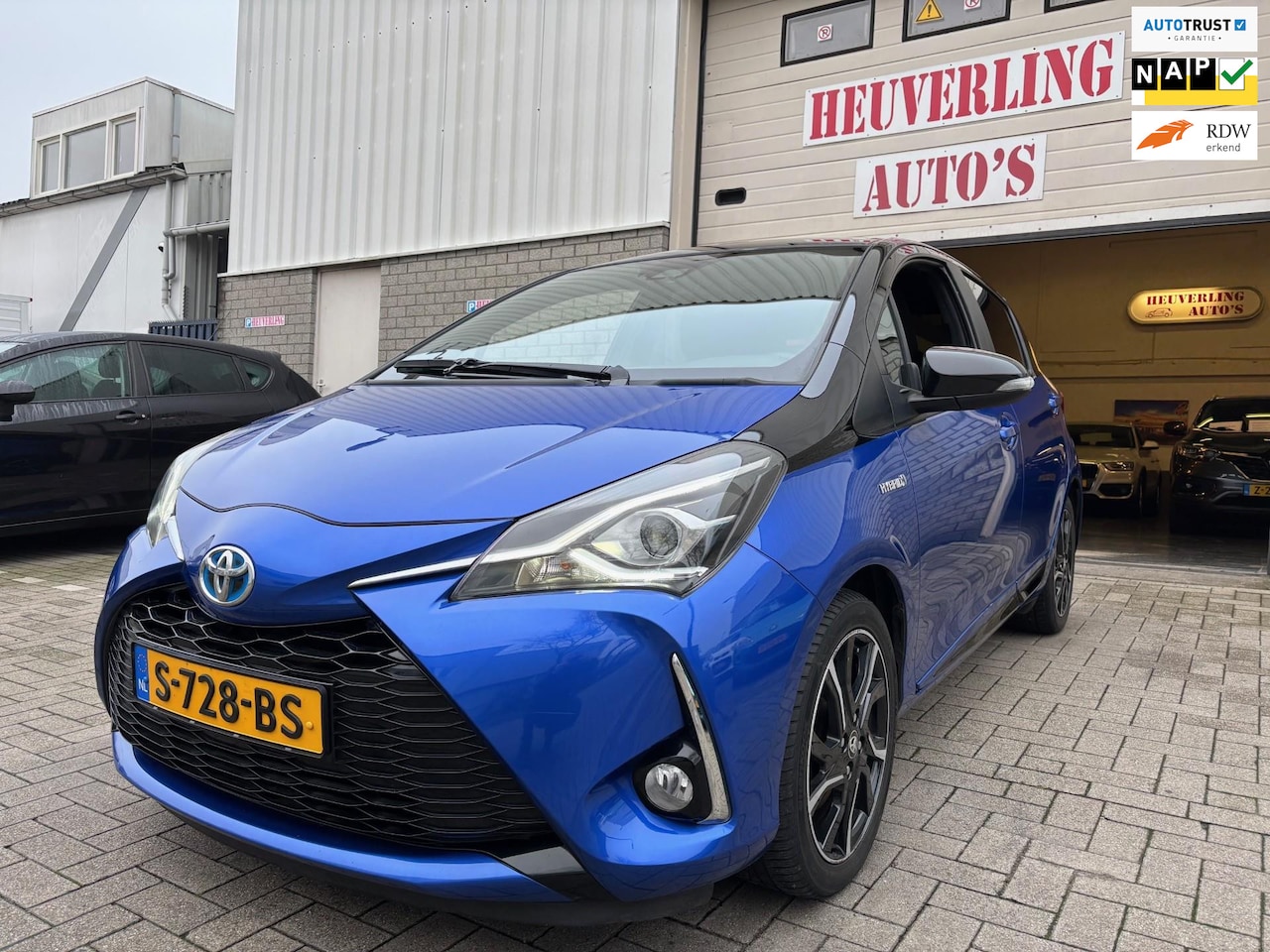 Toyota Yaris - 1.5 Hybrid Bi-Tone CAMERA AUTOMAAT - AutoWereld.nl