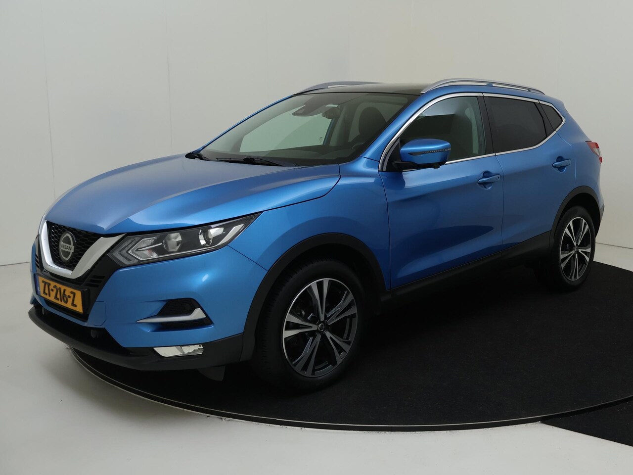 Nissan Qashqai - 1.3 DIG-T N-Connecta | Automaat | Trekhaak | Panorama-dak | Navigatie | Climate Control | - AutoWereld.nl