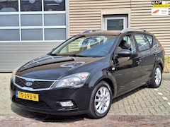 Kia Cee'd Sporty Wagon - | 1.4 CVVT X-ecutive | Airco | Stoelverwarming |