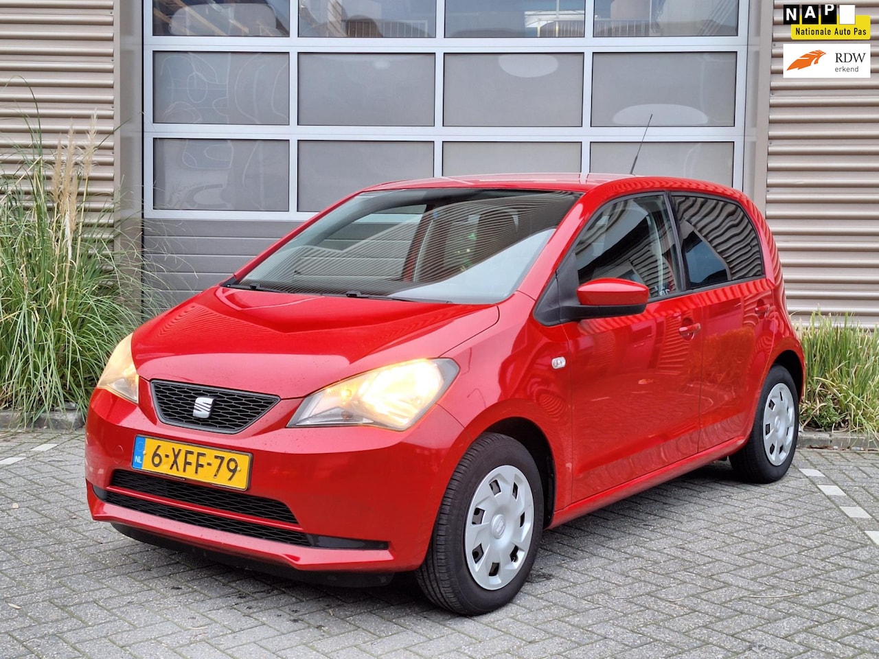 Seat Mii - | 1.0 Style | Airco | - AutoWereld.nl