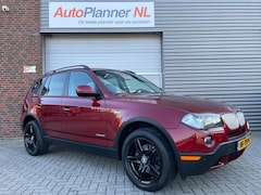 BMW X3 - 3.0i Executive Clima Cruise Leder PDC