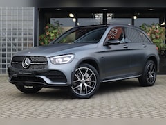 Mercedes-Benz GLC-klasse - 300 e 4MATIC | AMG-Line, 20 inch, Distronic, Spoorpakket, Night-pakket, Multibeam LED, Pan