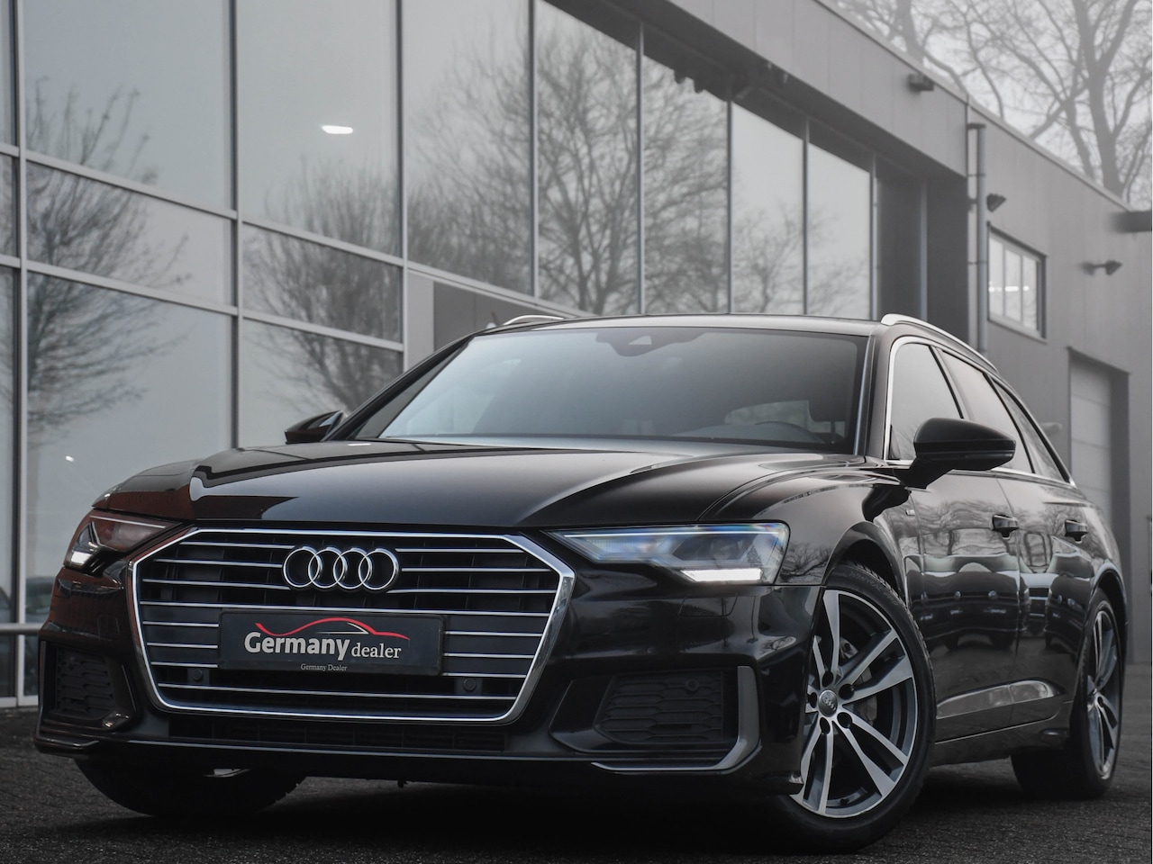 Audi A6 Avant - 45 TFSI Sport S line edition Cruise Virtual Verw & Elektr. Stoelen PDC - AutoWereld.nl