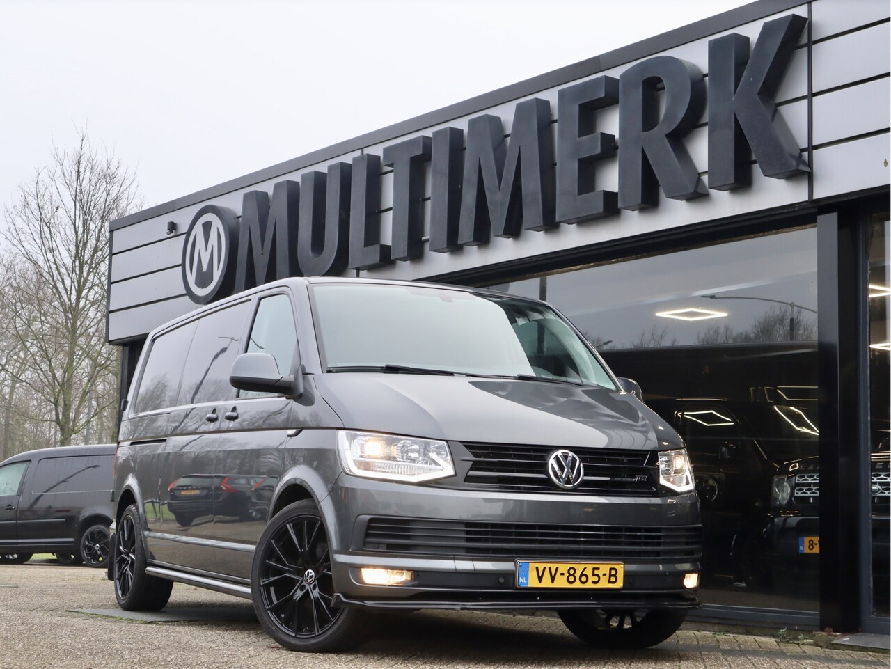 Volkswagen Transporter - 2.0 TDI 150PK DSG LANG - AutoWereld.nl