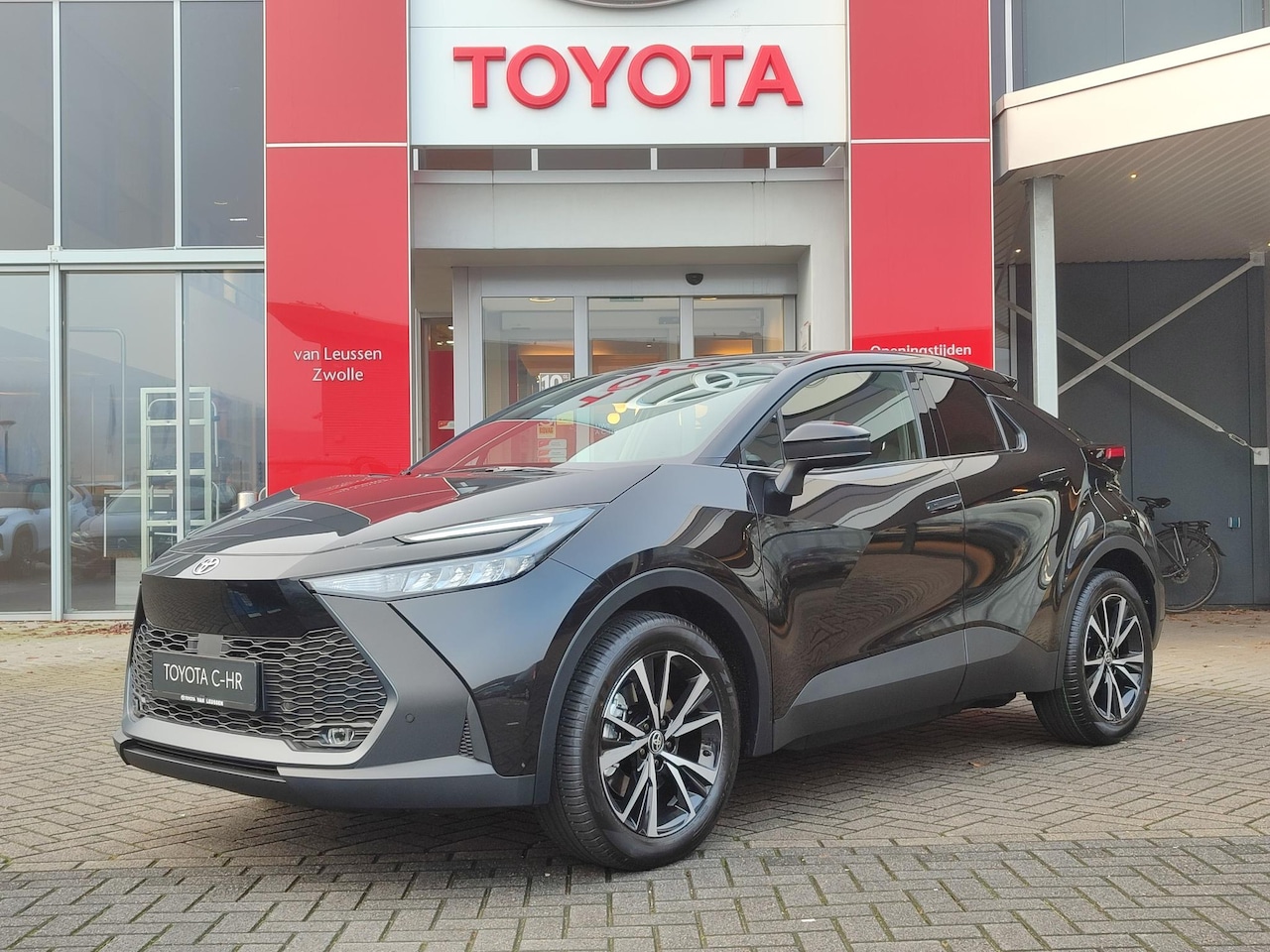 Toyota C-HR - Plug-in Hybrid 220 Dynamic NIEUW DIRECT RIJDEN STOEL/STUURVERW NAVI 18' LM-VELGEN CLIMA DO - AutoWereld.nl