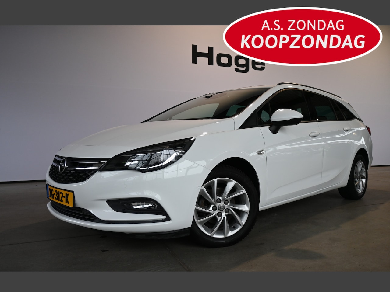 Opel Astra Sports Tourer - 1.0 Turbo Business Executive Navigatie Stoelverwarming LED Rijklaaprijs Inruil Mogelijk! - AutoWereld.nl