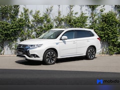 Mitsubishi Outlander - 2.0 PHEV instyle+