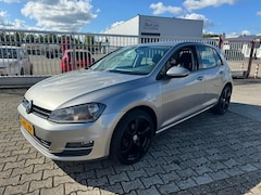 Volkswagen Golf - 1.2 TSI Trend Edition