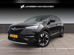 Opel Grandland X - 1.2 Turbo Business Executive * Navigatie * Trekhaak * Stuur-Stoelverwarming