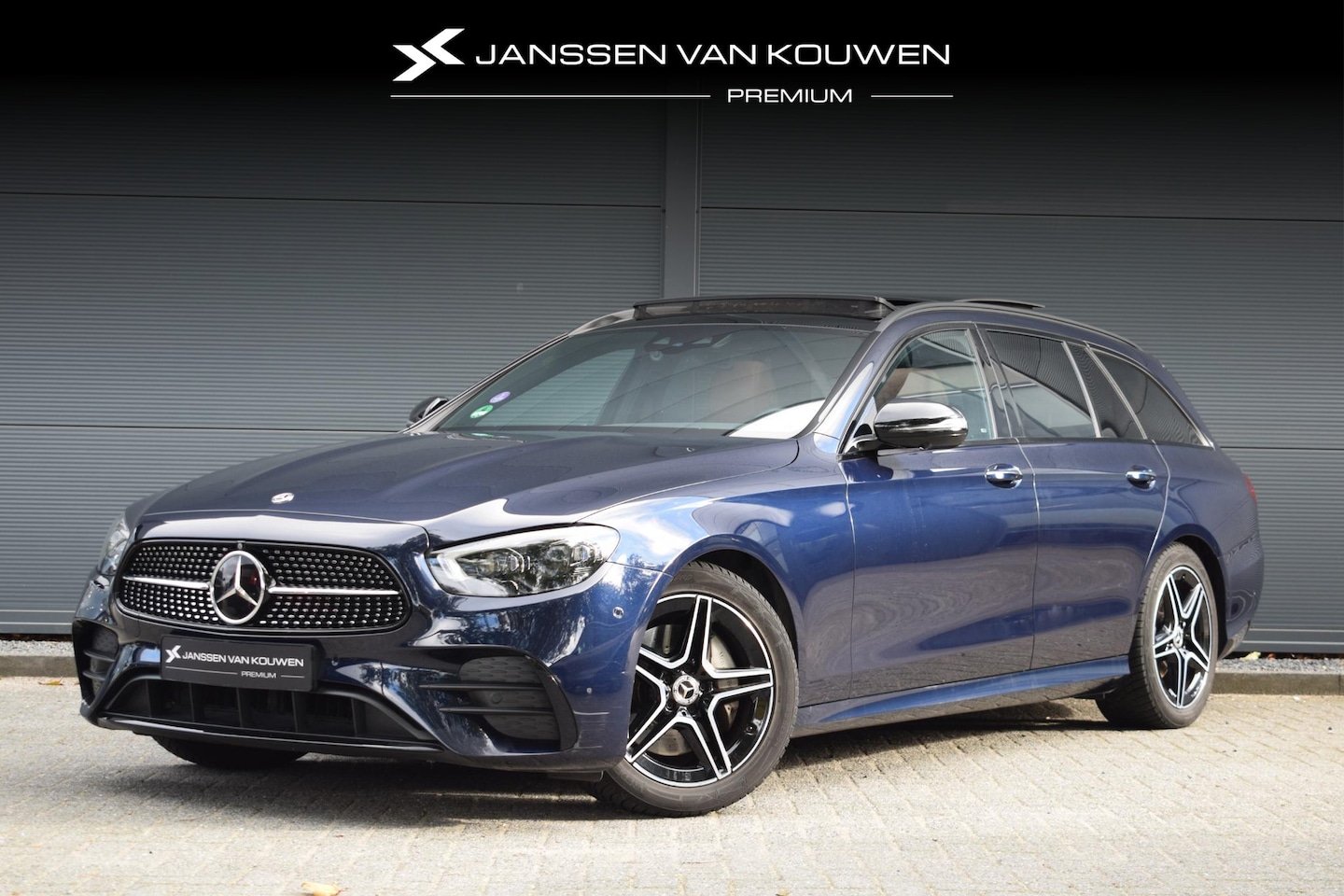 Mercedes-Benz E-klasse Estate - 200 Business Solution AMG / Pano / Widescreen / Burmester - AutoWereld.nl