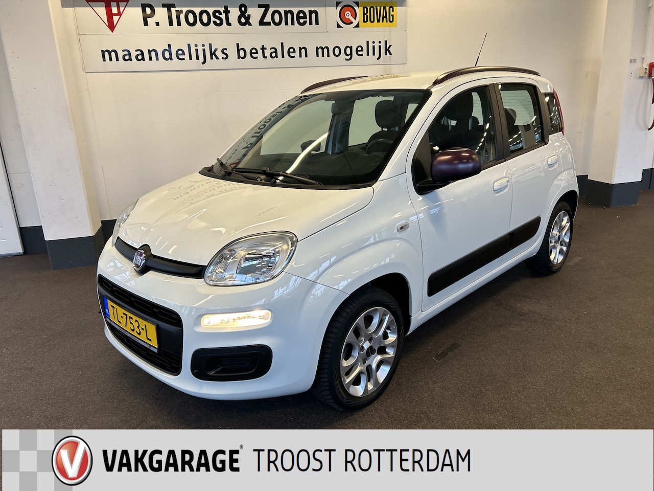 Fiat Panda - 0.9 TwinAir Lounge Automaat | Airco | Parkeersensoren | Radio/MP3 | Nederlands geleverd - AutoWereld.nl