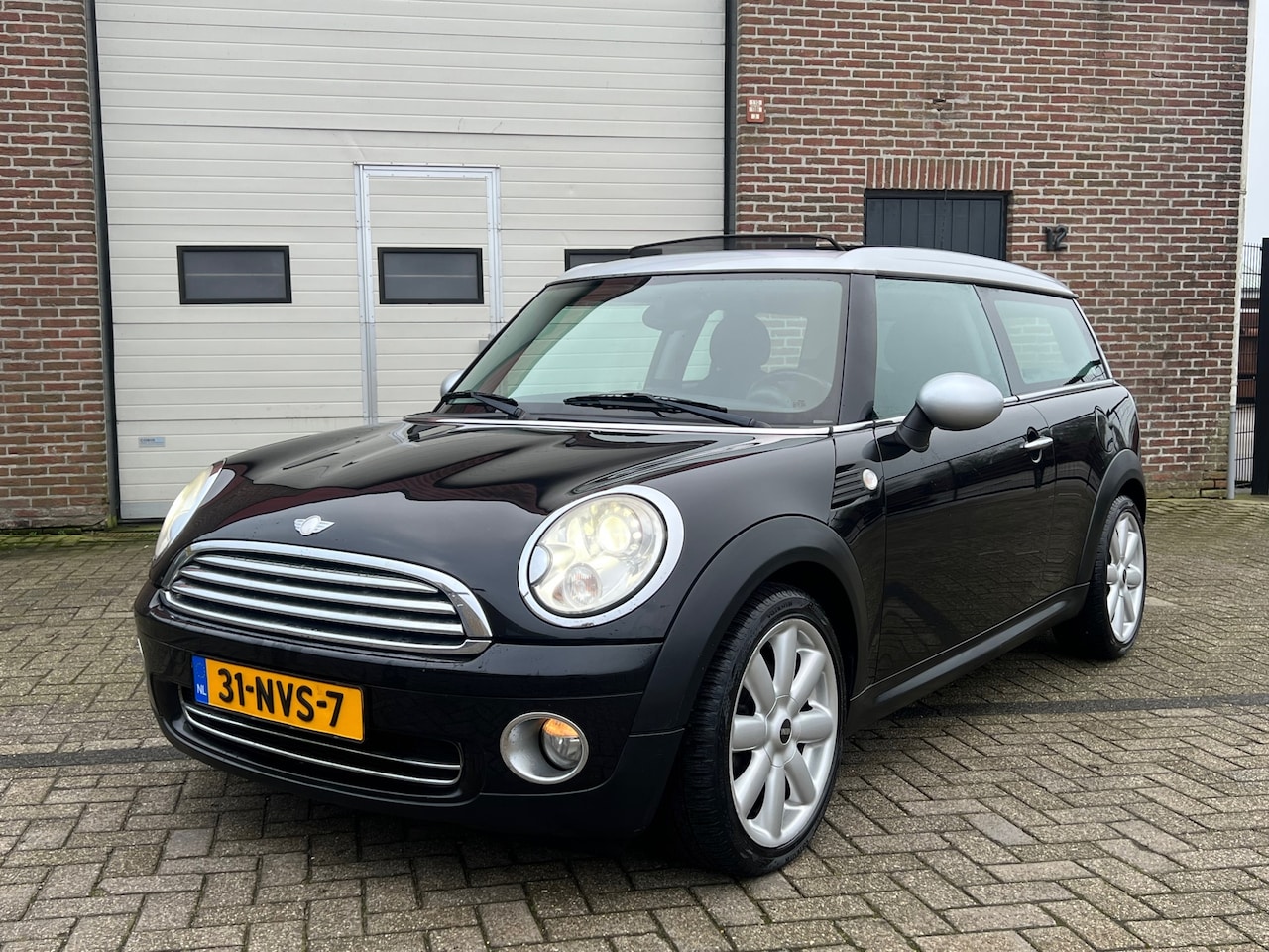 MINI Clubman - Mini 1.6 Cooper Chili | Panoramadak + Cruise + Airco | - AutoWereld.nl