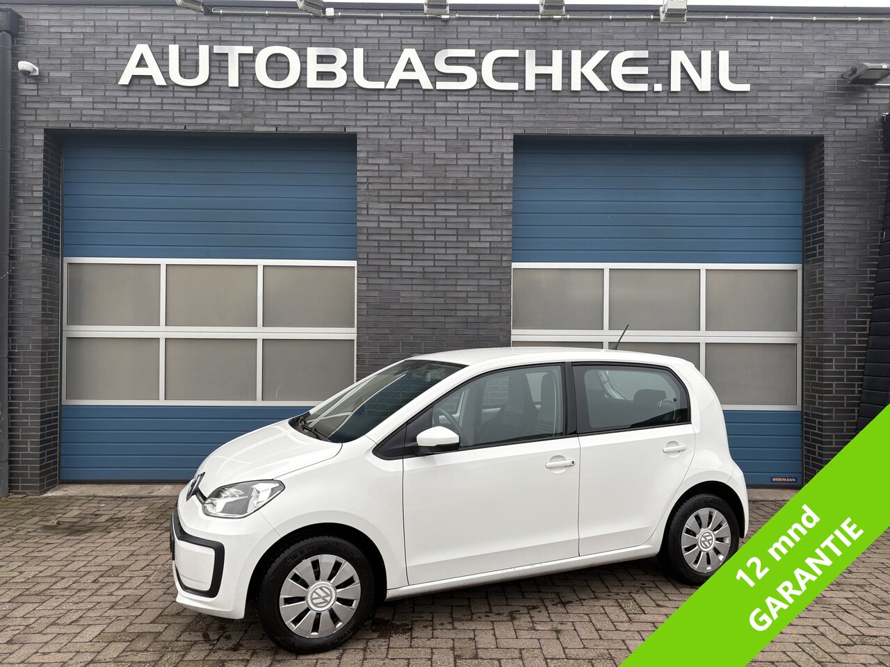 Volkswagen Up! - 1.0 BMT move up! 1.0 BMT move up!, airco, DAB radio, elek. ramen, centrla vergr. - AutoWereld.nl