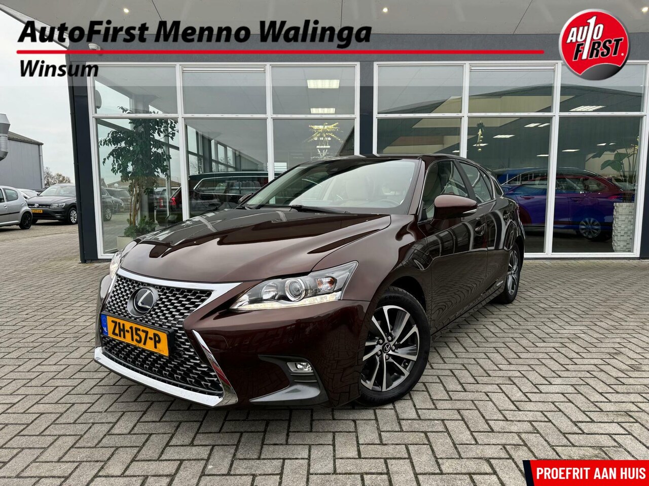 Lexus CT 200h - Business Line | Navi | Cruise control | Stoelverwarming | Achteruitrijcamera | - AutoWereld.nl