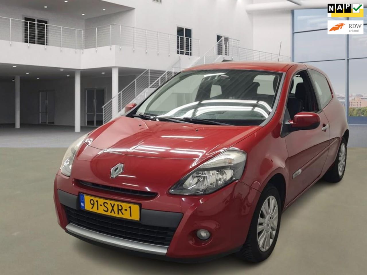 Renault Clio - 1.2 Collection APK tot 30-10-2025 - AutoWereld.nl