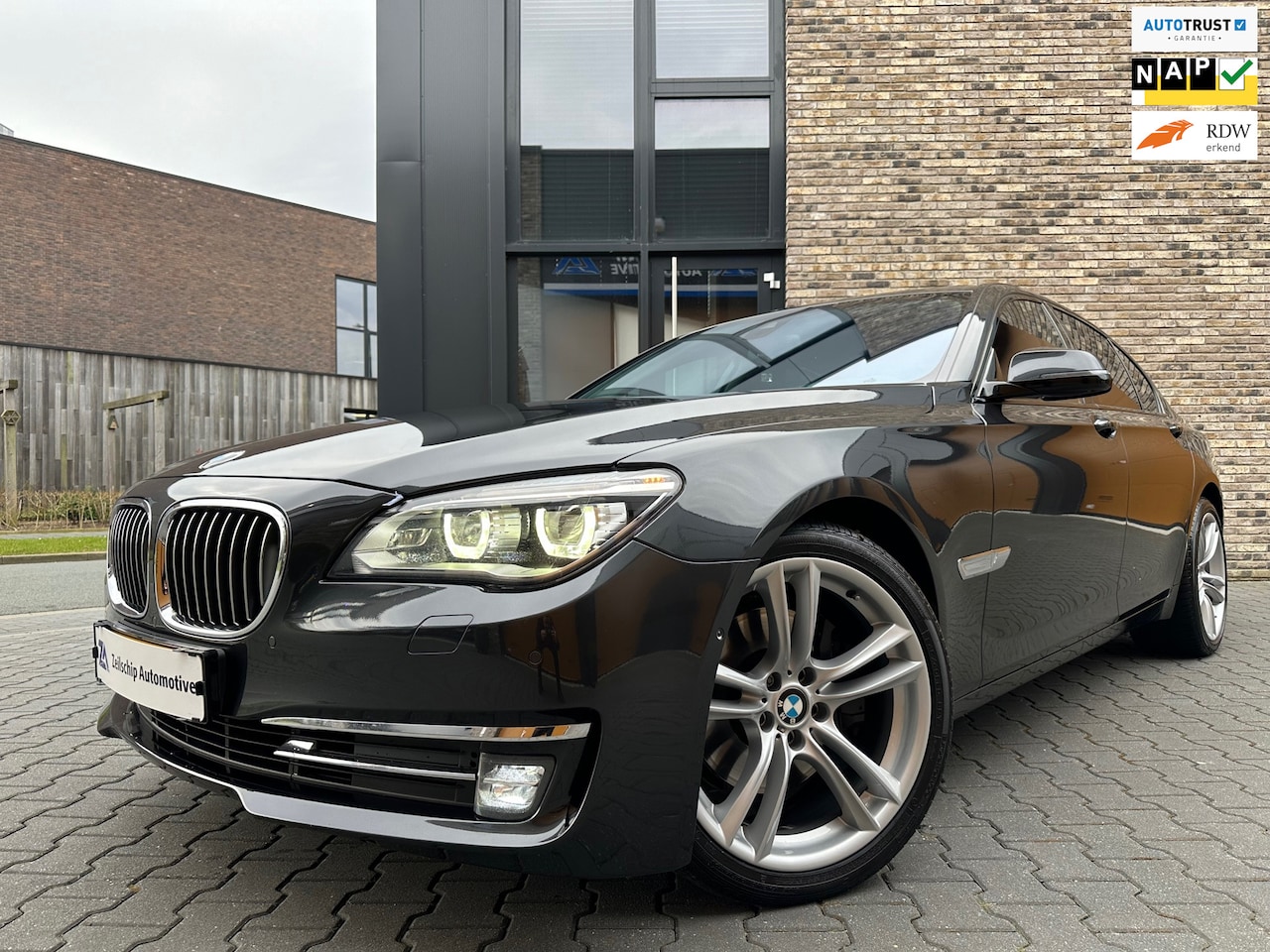 BMW 7-serie - 740d xDrive Individual Edition|Vip|Dak|360º|SoftC| - AutoWereld.nl