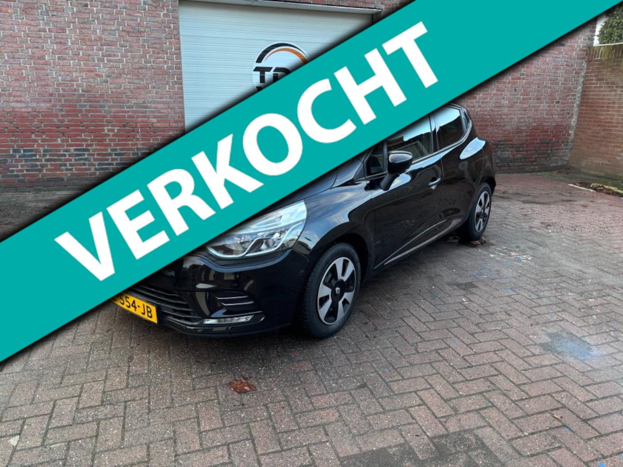 Renault Clio - 1.0 TCe Zen AIRCO NAVI Stoelverwarming - AutoWereld.nl