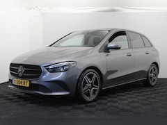 Mercedes-Benz B-klasse - 180 Launch Edition Premium Plus Camera*Navi*Stoelverwarming