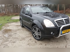 SsangYong Rexton - RX 270 XVT Sapphire 2,7 liter,  5 cilinder Mercedes turbo diesel motor