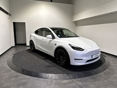 Tesla Model Y - Performance AWD 75 kWh | 462 PK | Achterspoiler | Extra getint glas achter