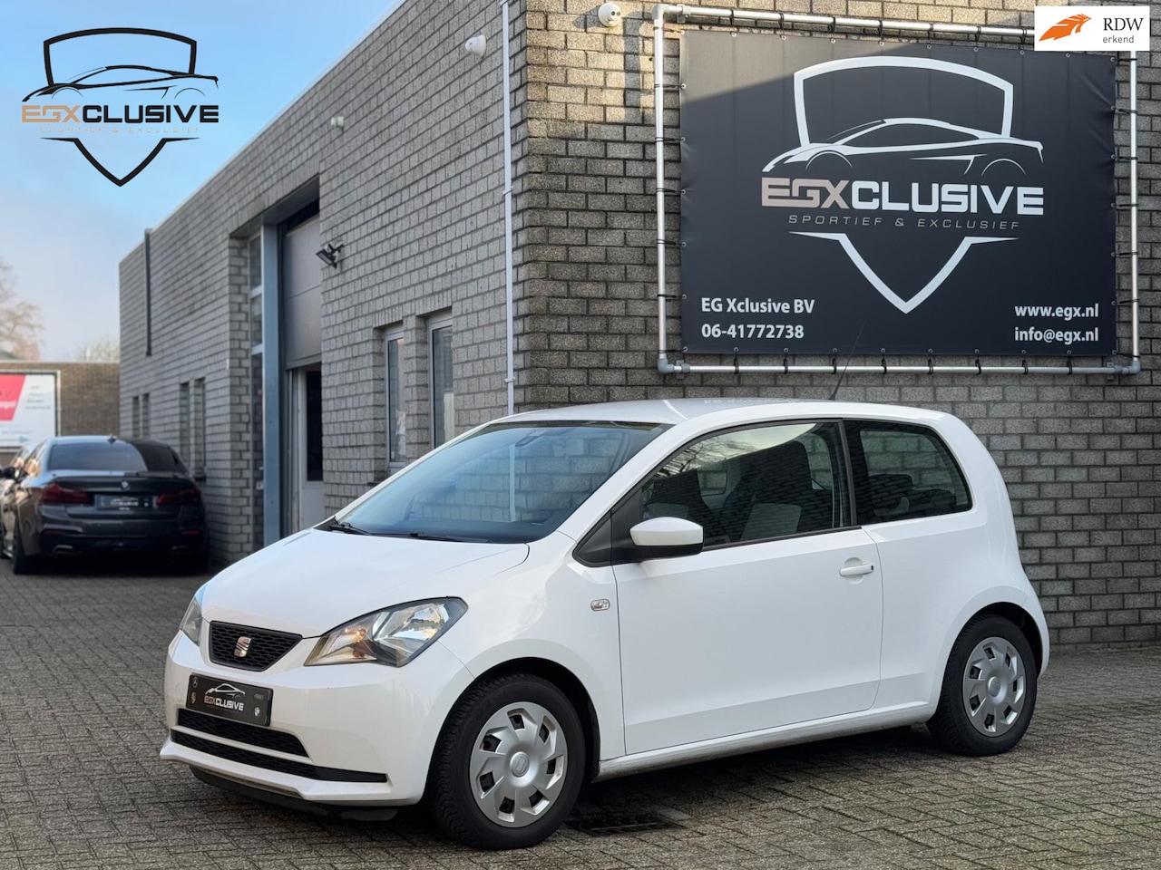 Seat Mii - 1.0 Style NL AUTO/2DE EIGENAAR/NAP/REGENSENSOR/AIRCO - AutoWereld.nl